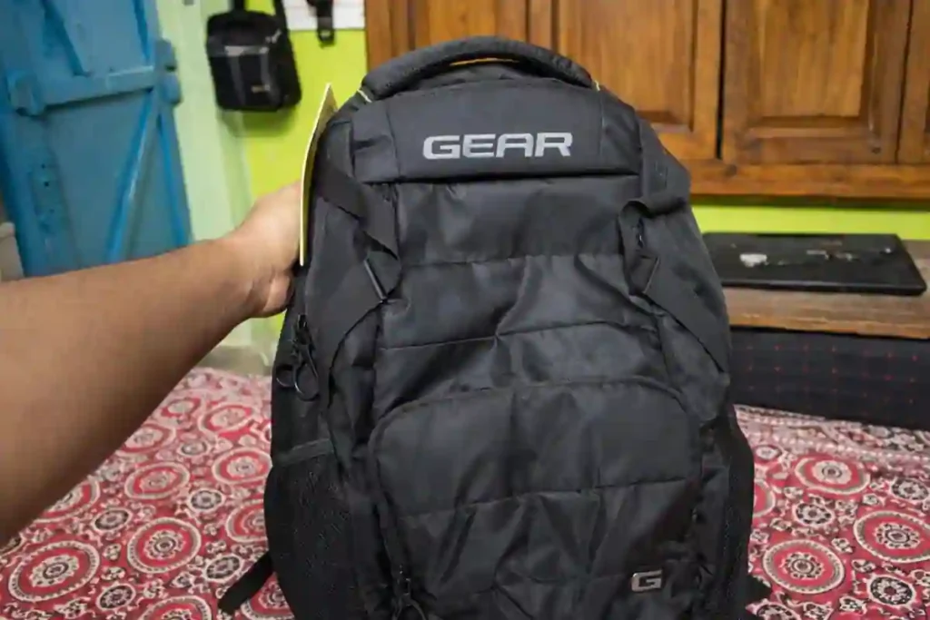 Gear Aspire 3 budget laptop backpack with TPU front panel, professional design, and 30L storage for college and office use